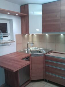 Schreinerei-Küche-Massiv-Windischeschenbach